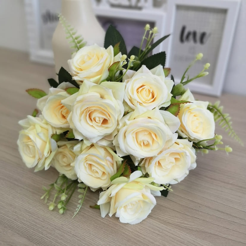 Искусственные цветы в Кургане | Цветы искусственные «Розы острые», молочно-персиковые, букет