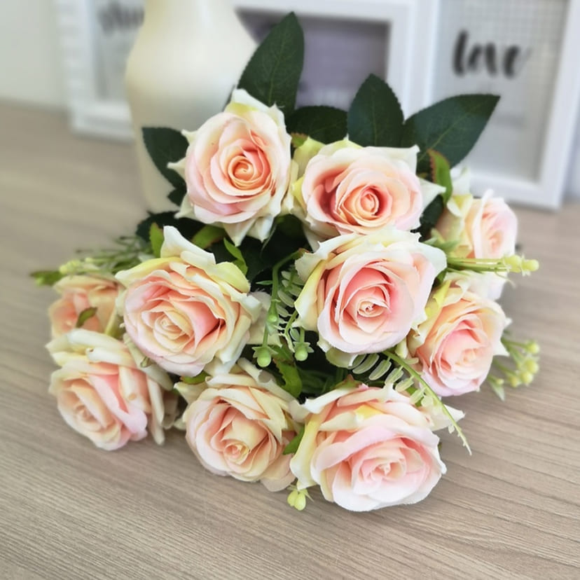 Искусственные цветы в Кургане | Цветы искусственные «Розы острые», розовато-молочные, букет